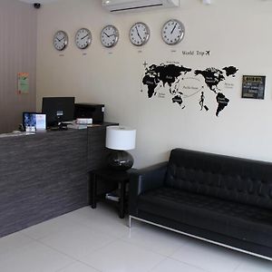 Hotel Zamburger Kota Damansara